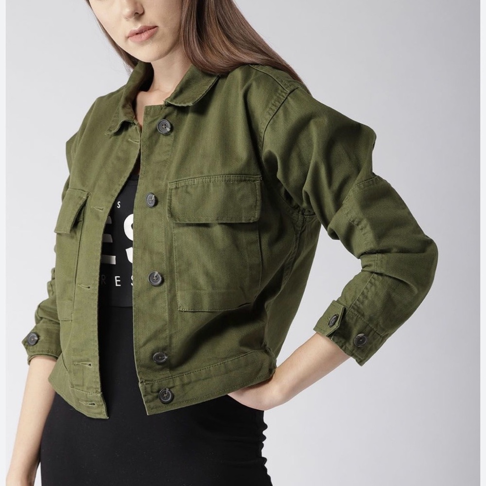 Forever 21 Women’s Dark Green 100% Cotton Cropped Utility Jacket Size Small